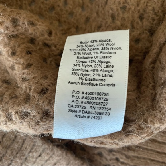 Aritzia Wilfred Open Knit Puff Shoulder Sweater XS - Picture 9 of 9